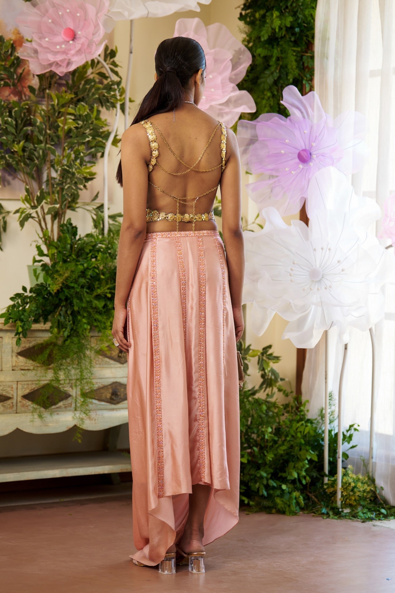 Amber – gold silk outfit, bisouNYC