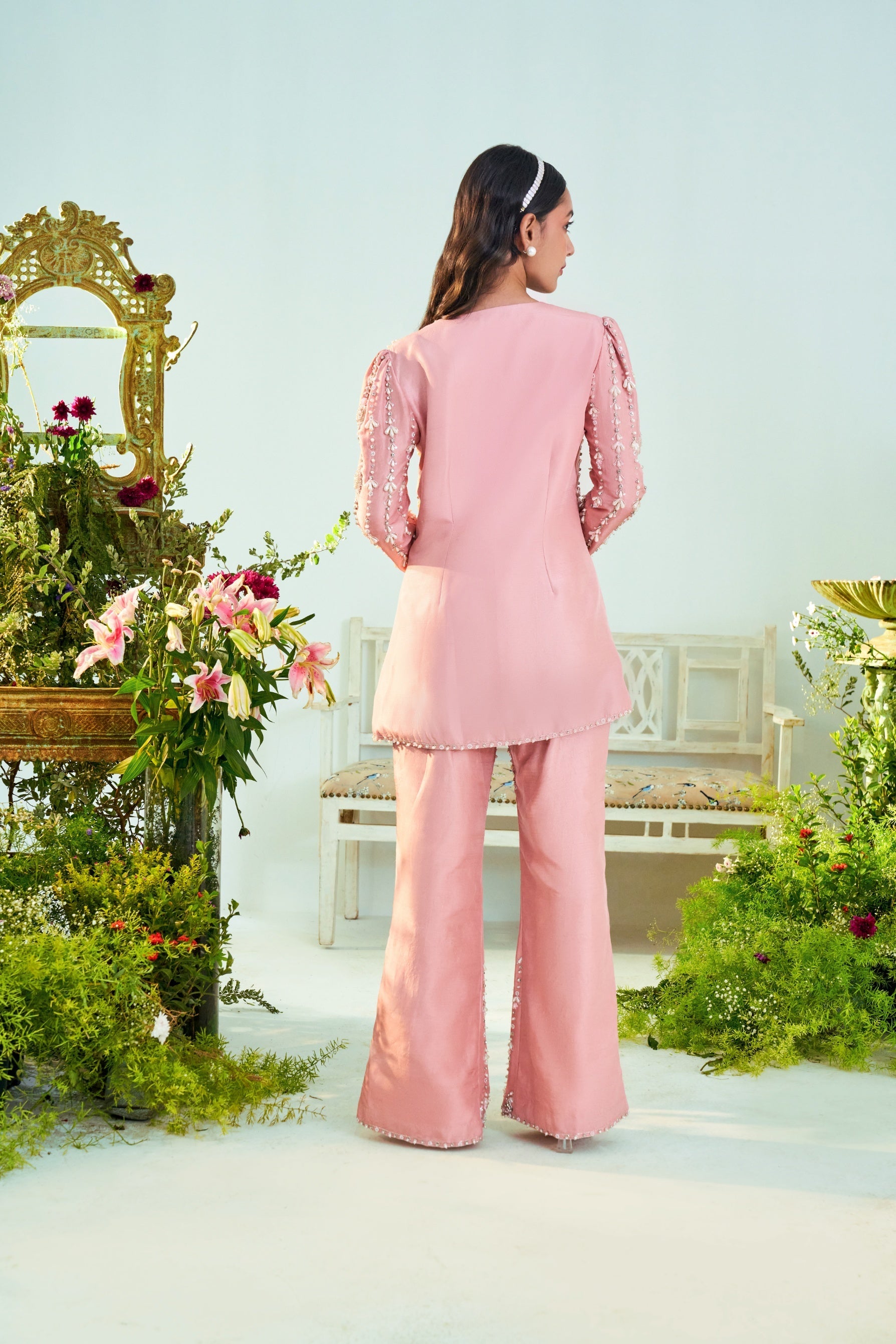 Mia – silk suit, bisouNYC