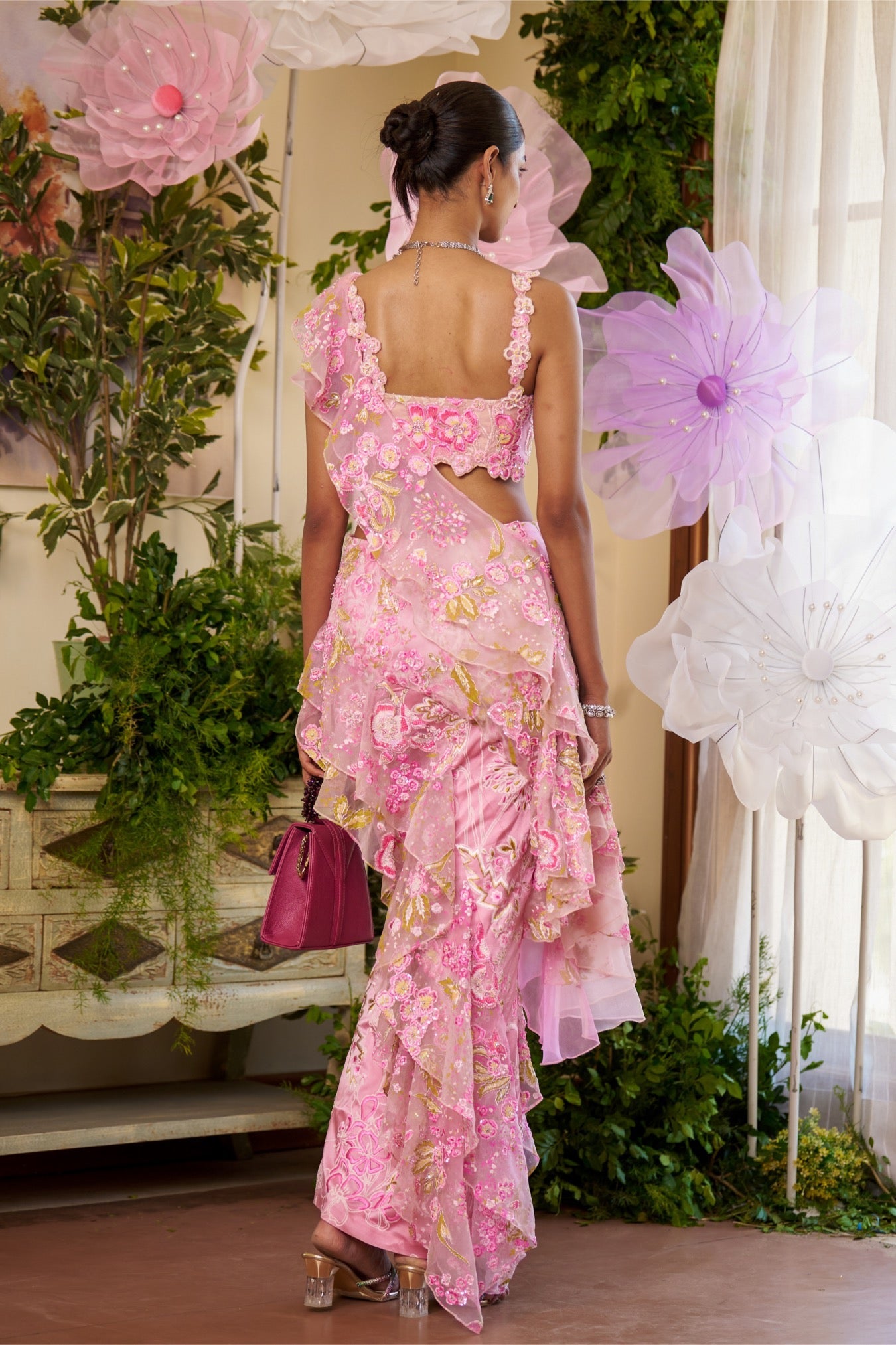 Ravya – pink organza outfit, bisouNYC
