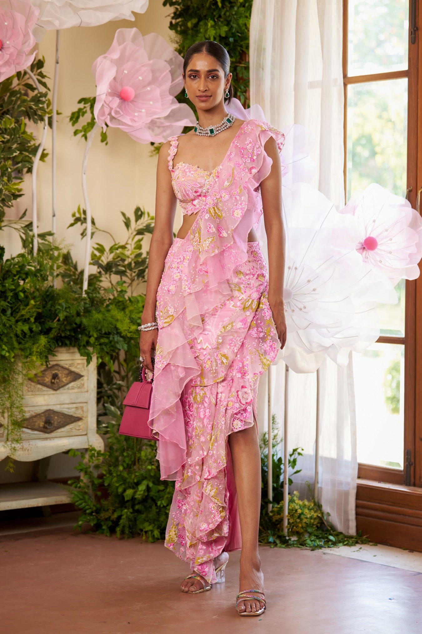 Ravya – pink organza outfit, bisouNYC