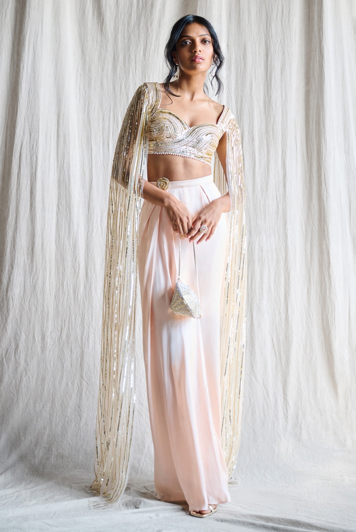 Dusk – pink outfit, bisouNYC