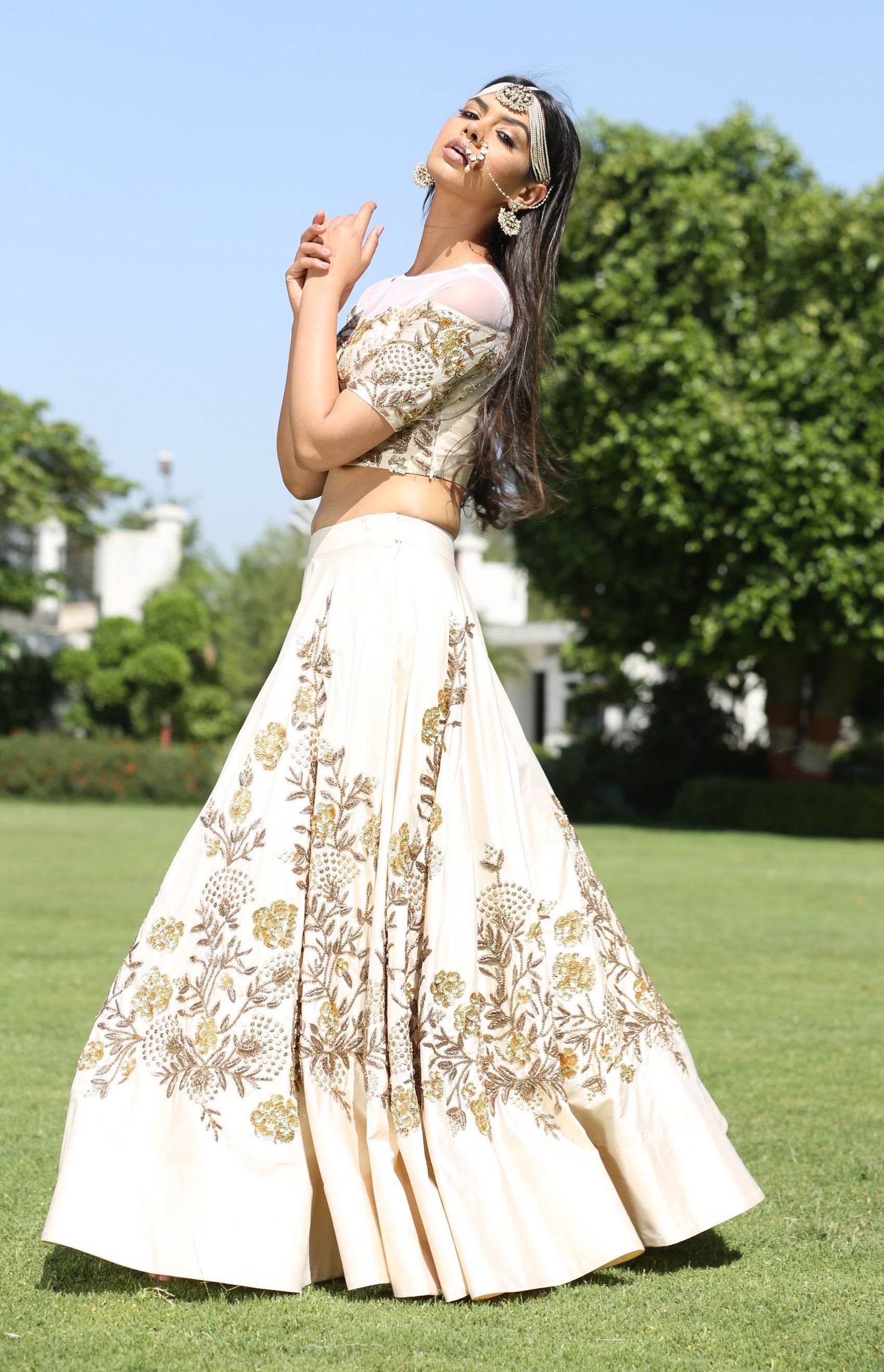 Jiya – ivory lehenga, bisouNYC