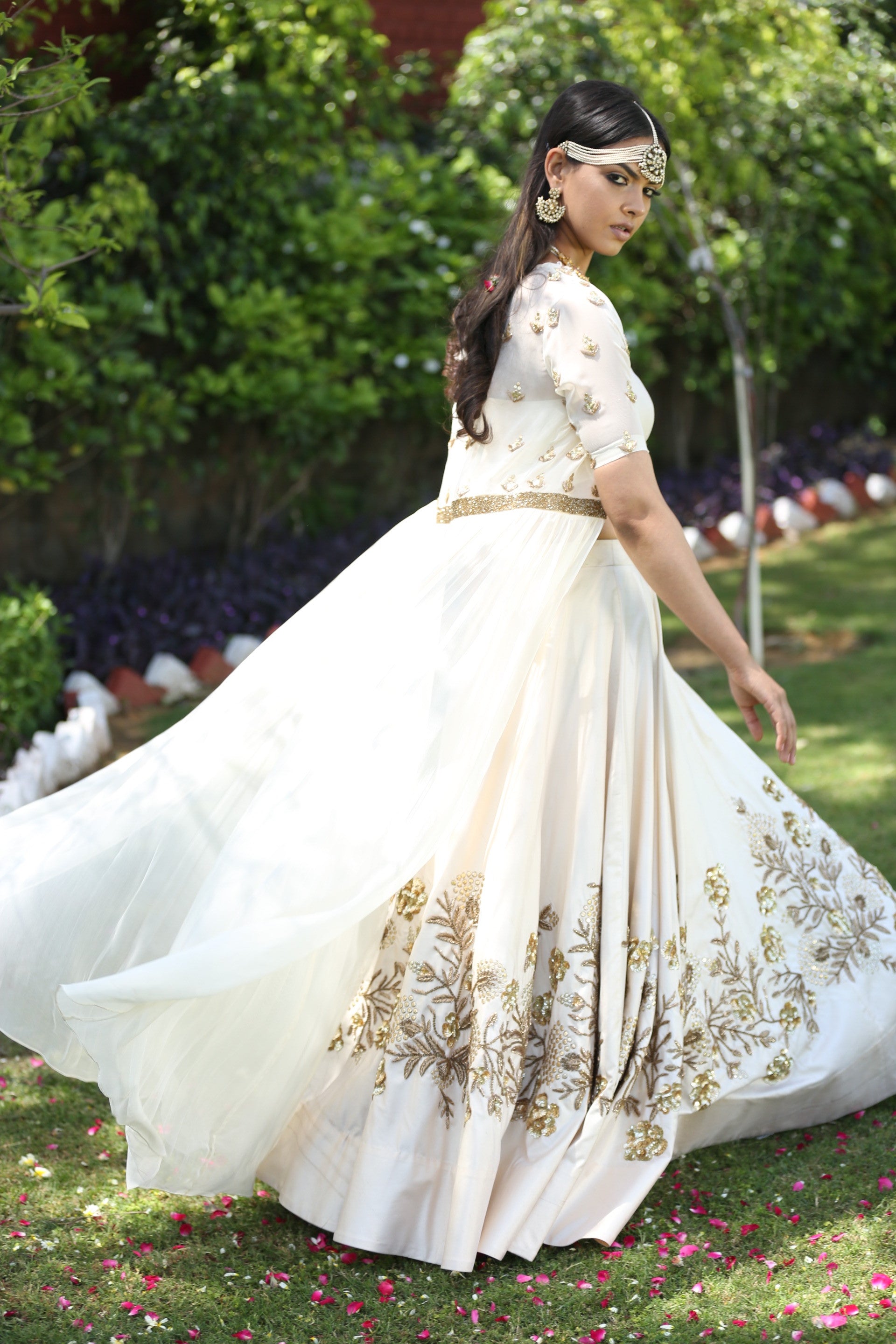 Neha – ivory silk lehenga, bisouNYC