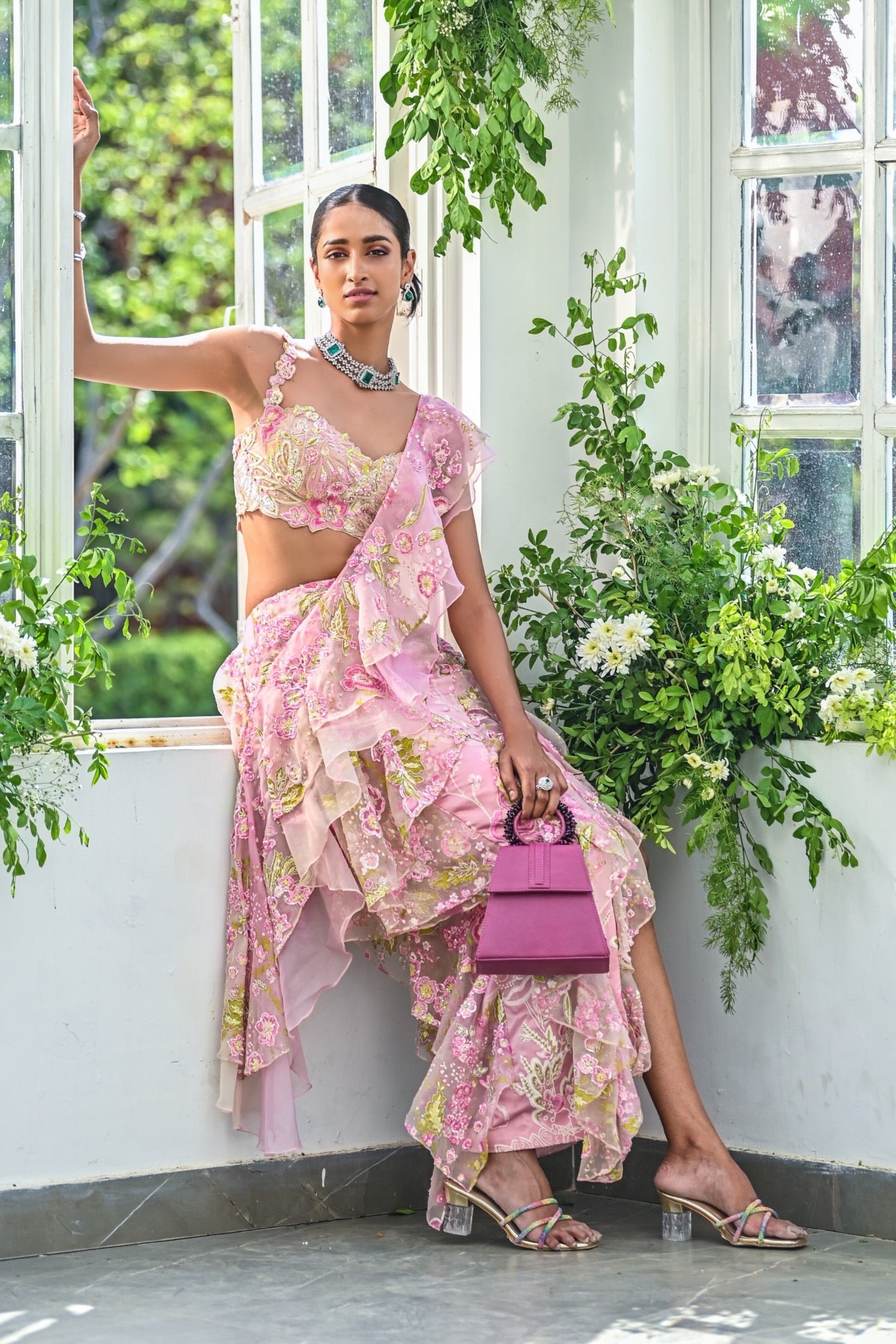 Ravya – pink organza outfit, bisouNYC